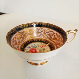 Paragon Pink Gold Tea Cup
